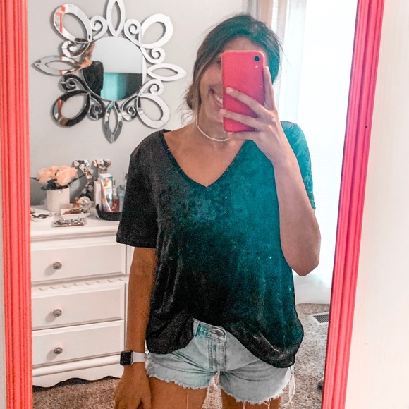 Spring + Mercer Tops - SPRING + MERCER Velvet Legging Tee